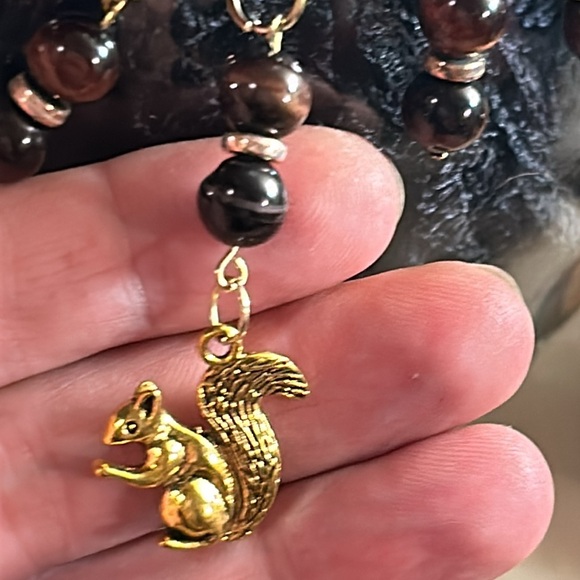 Faux Suede Tigerβs Eye Choker w/ gold Squirrel Charm - Picture 7 of 8